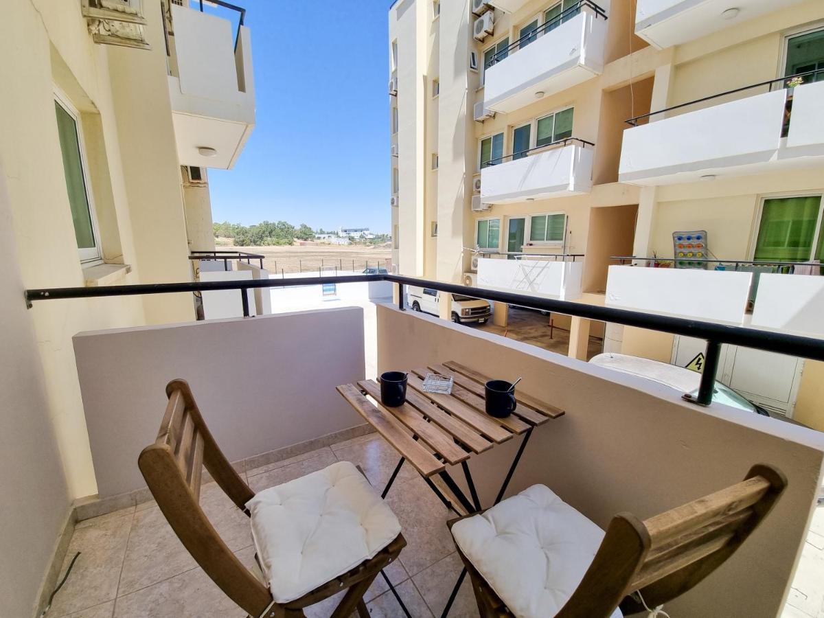 Dock Holiday Apartment Larnaca Zewnętrze zdjęcie